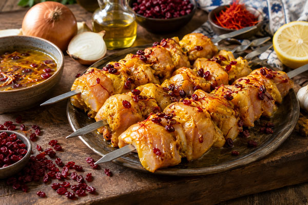 مرینت جوجه کباب با زرشک و زعفران از انواع مرینت
