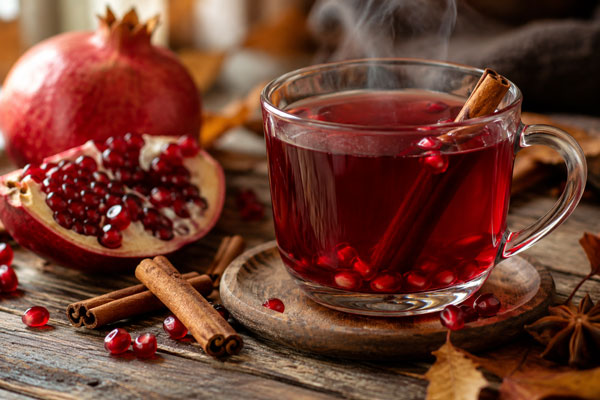 چای انار و دارچین برای پاییز
