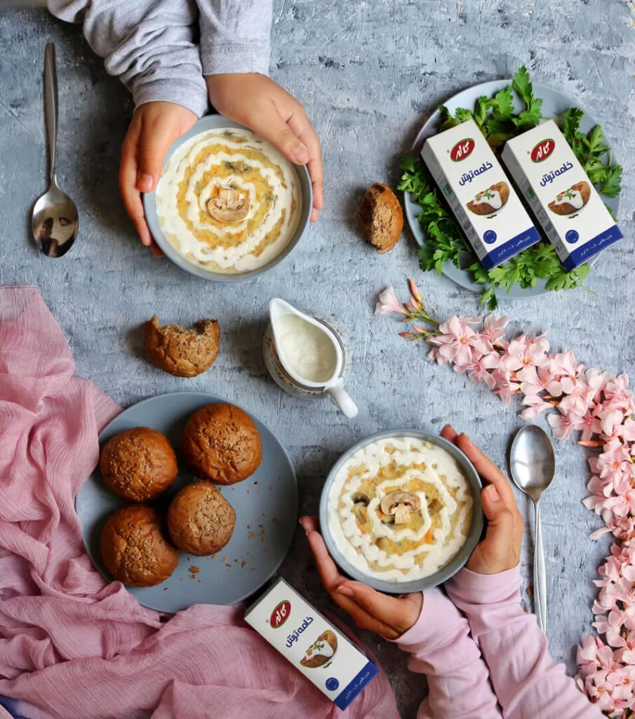 خامه ترش کاله در سوپ